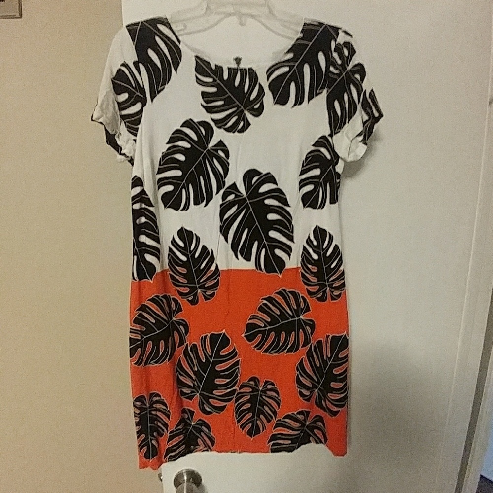 Floral shift dress never worn